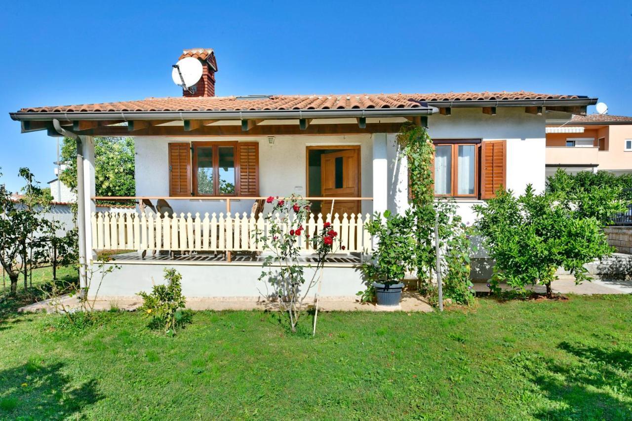 Adriatico Bungalow Poreč Exterior foto