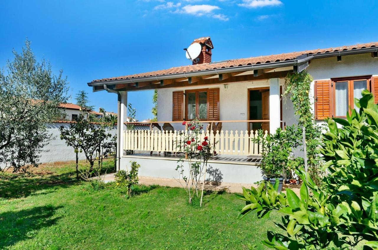Adriatico Bungalow Poreč Exterior foto